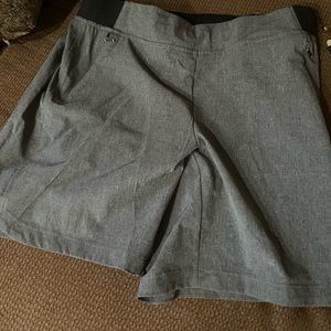 Calia stretchy golf shorts. NWT never worn.